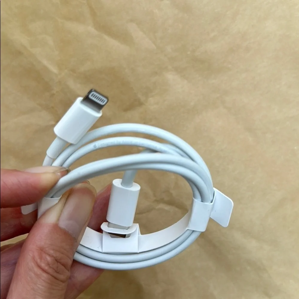 Apple Lighting to USB-C 1m Cable
